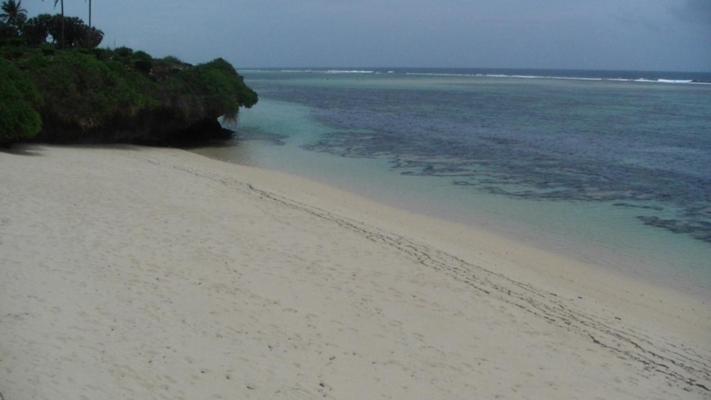 Hill Park Hotel - Tiwi Beach Стая снимка